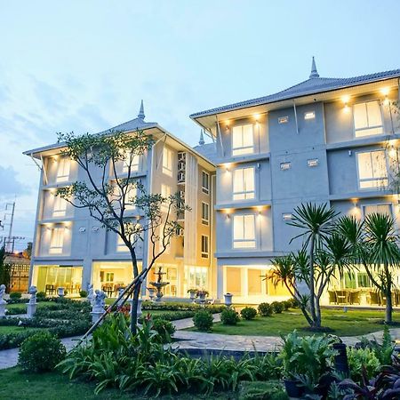 Nantra Chiangmai Riverfront Hotel Csiangmaj Kültér fotó
