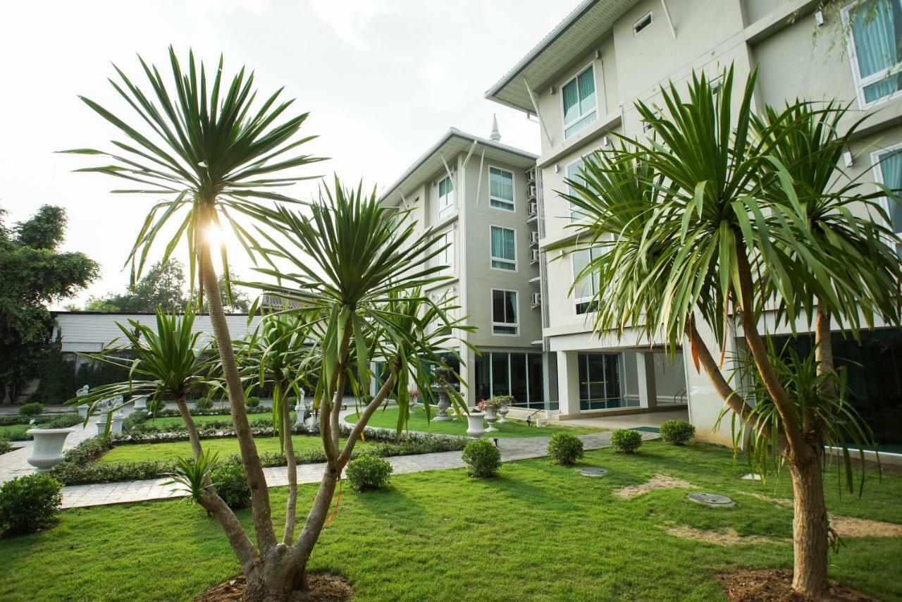 Nantra Chiangmai Riverfront Hotel Csiangmaj Kültér fotó