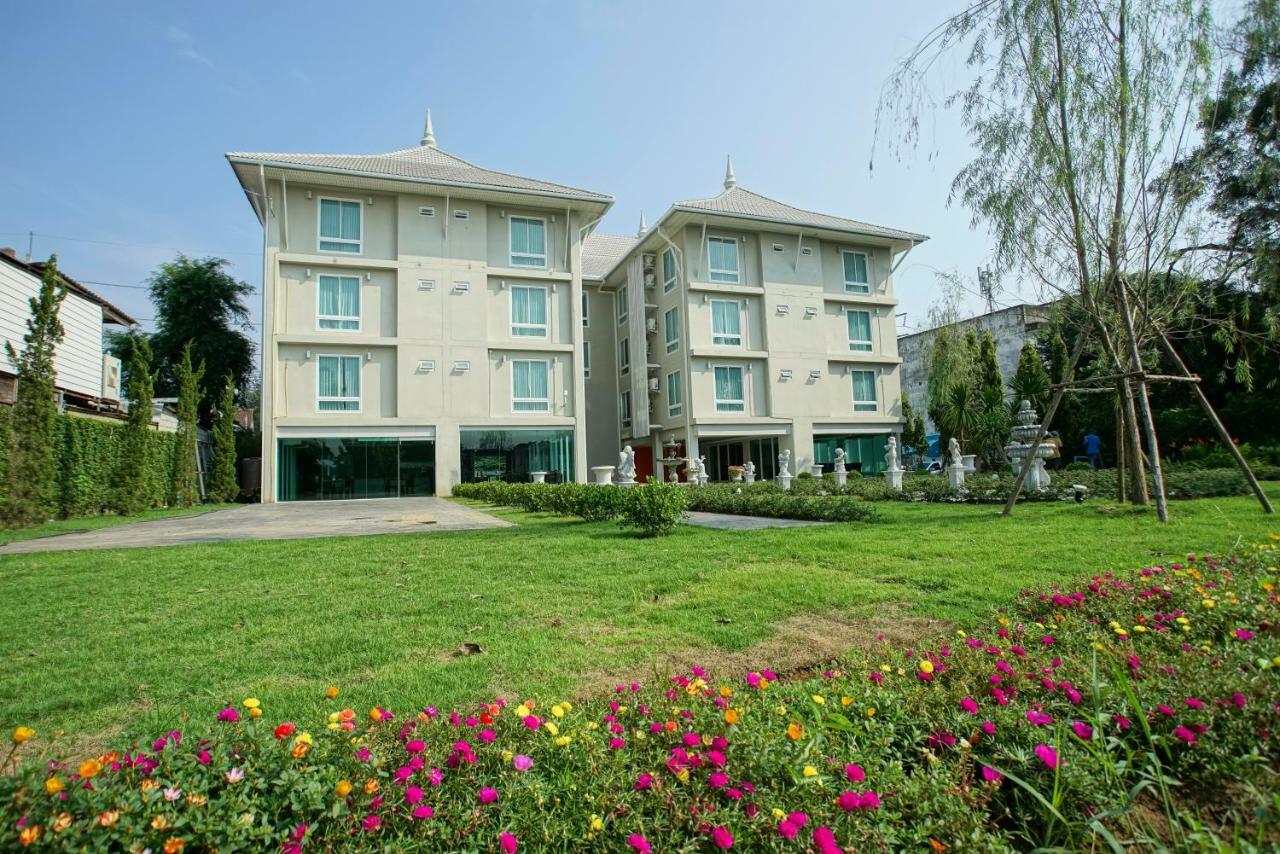 Nantra Chiangmai Riverfront Hotel Csiangmaj Kültér fotó
