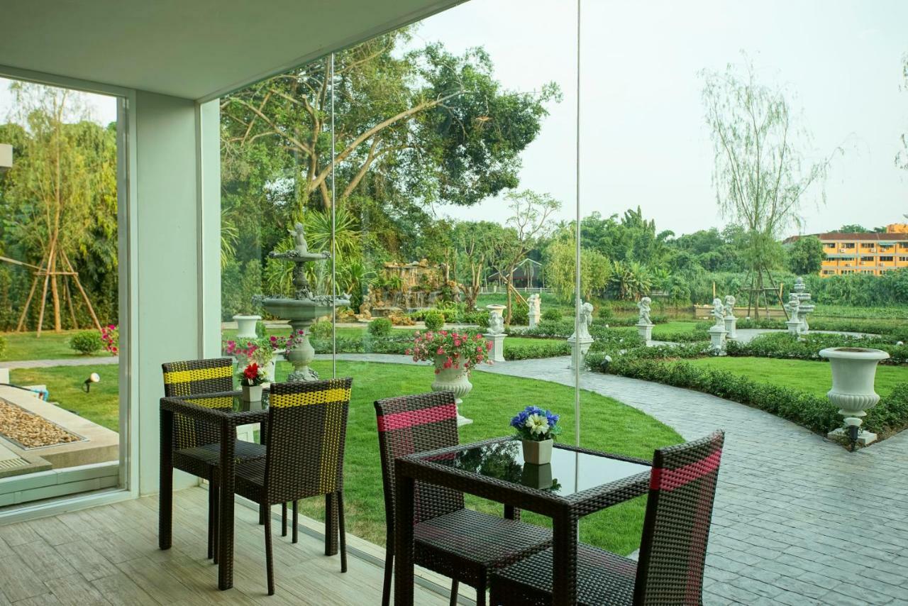 Nantra Chiangmai Riverfront Hotel Csiangmaj Kültér fotó