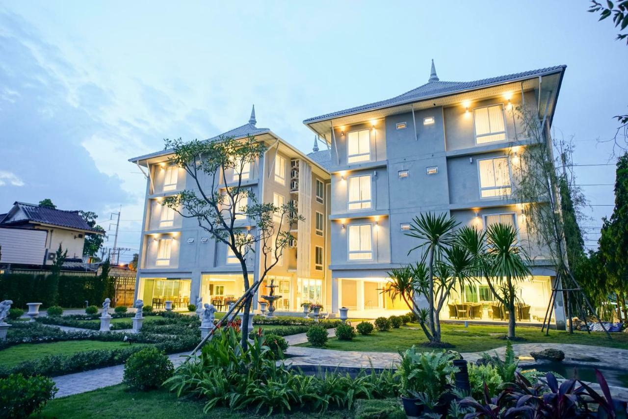 Nantra Chiangmai Riverfront Hotel Csiangmaj Kültér fotó